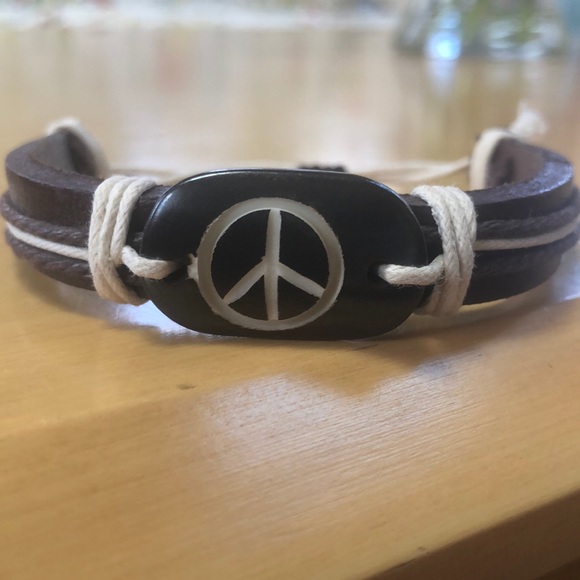 Jewelry - Peace Sign Bracelet